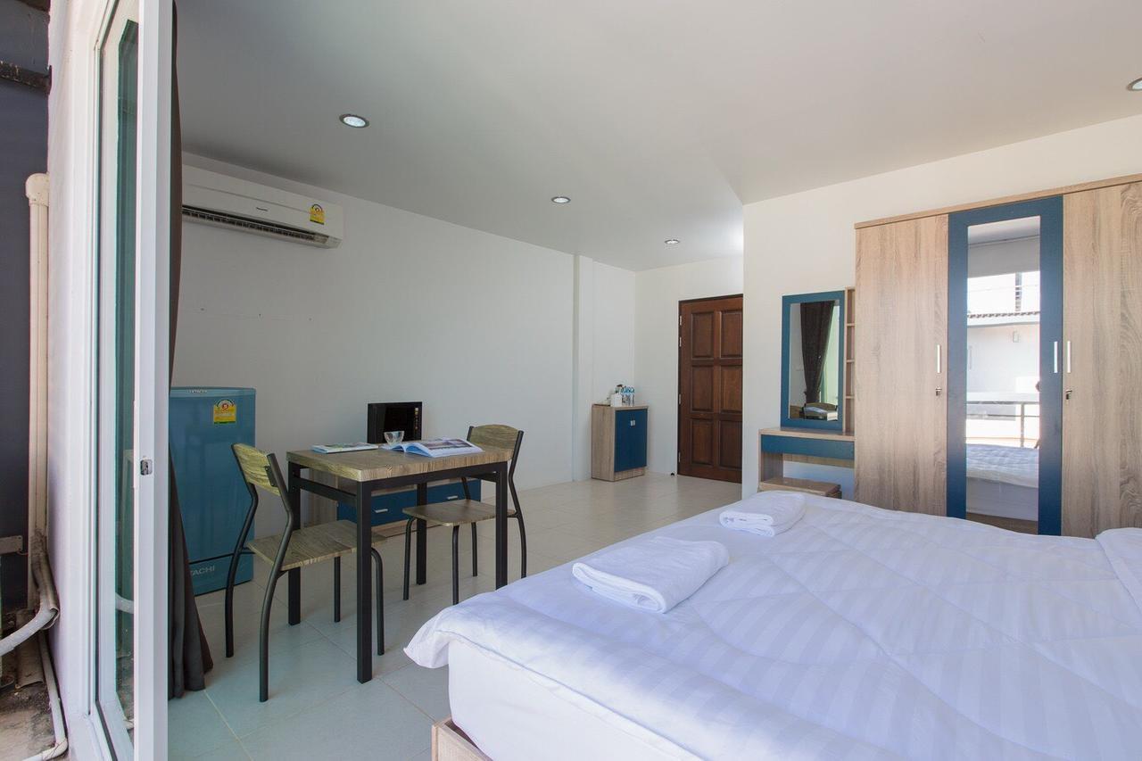 Hotel Joan House à Rawai Extérieur photo